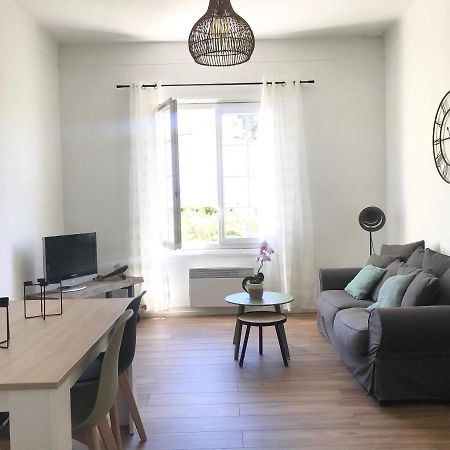 Grand F2 Quartier Les Plaines, Boulouris Proche Mer Et Port Santa-Lucia Saint-Raphaël Exterior foto